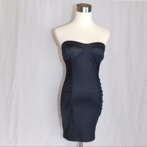 Black bodycon dress